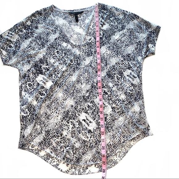 BCBGMaxAzria Sheer Speckled Burnout Short Sleeve Tee Size Small - Picture 11 of 11